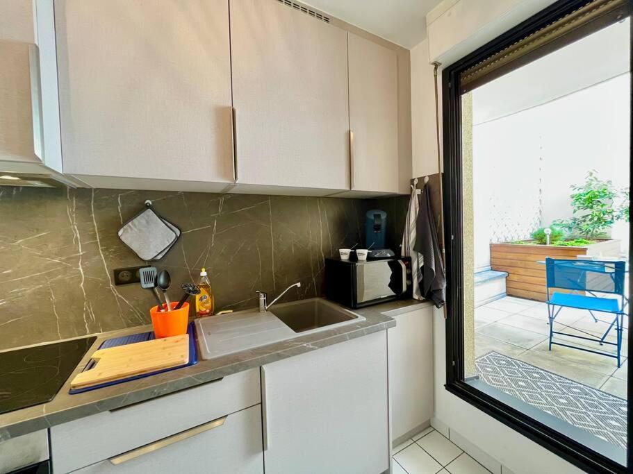 Le Nid D'Erlon - Reims Appartement Buitenkant foto
